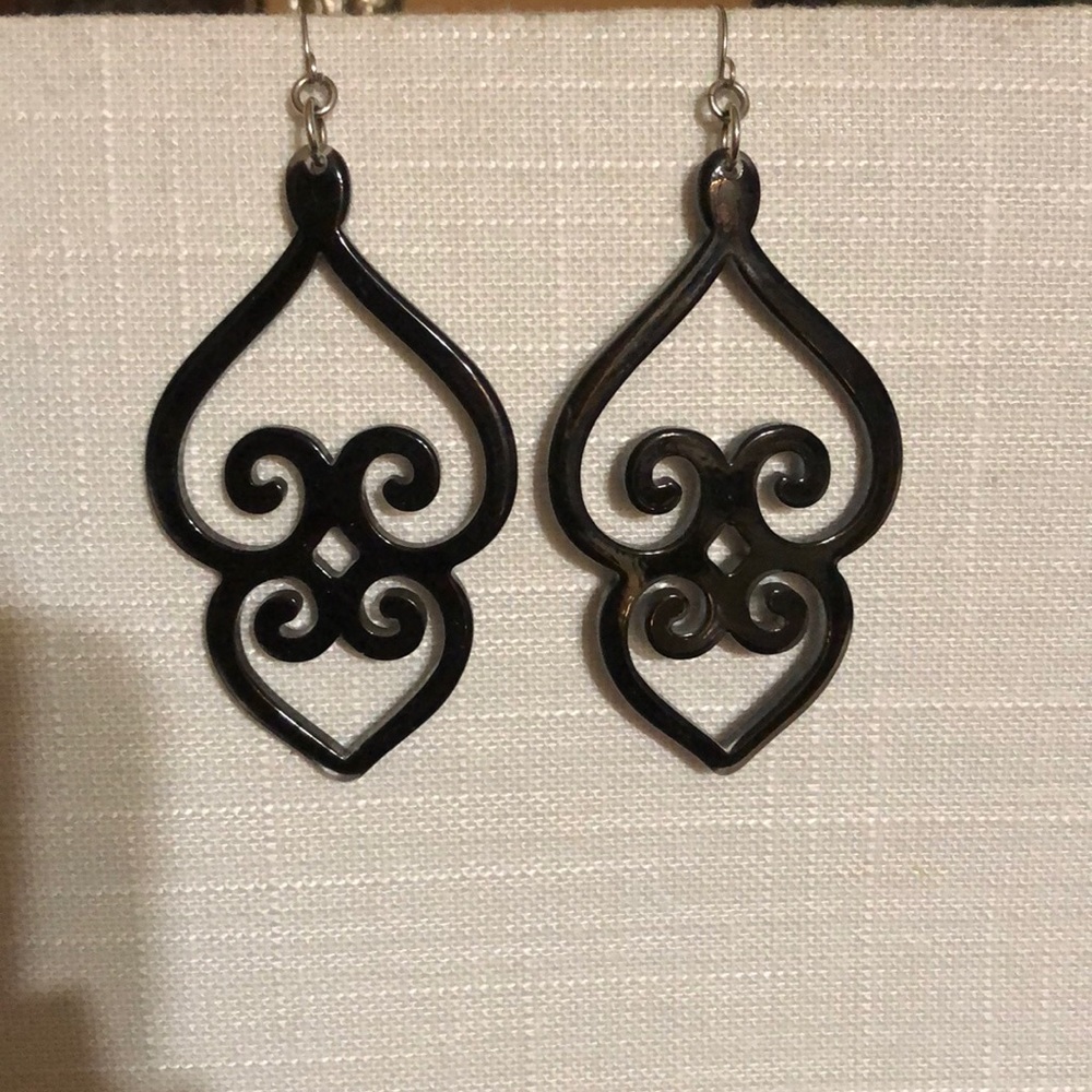 Acrylic dangle earrings